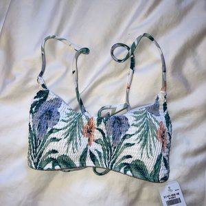 Hollister XS smocked scoop bikini top